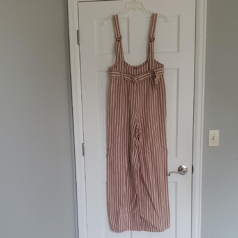 Forever 21 sz m Dusty Rose/White Striped Jumpsuit
